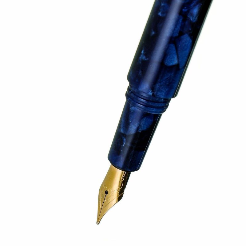 Hightide Attache Marbled Fountain Pen