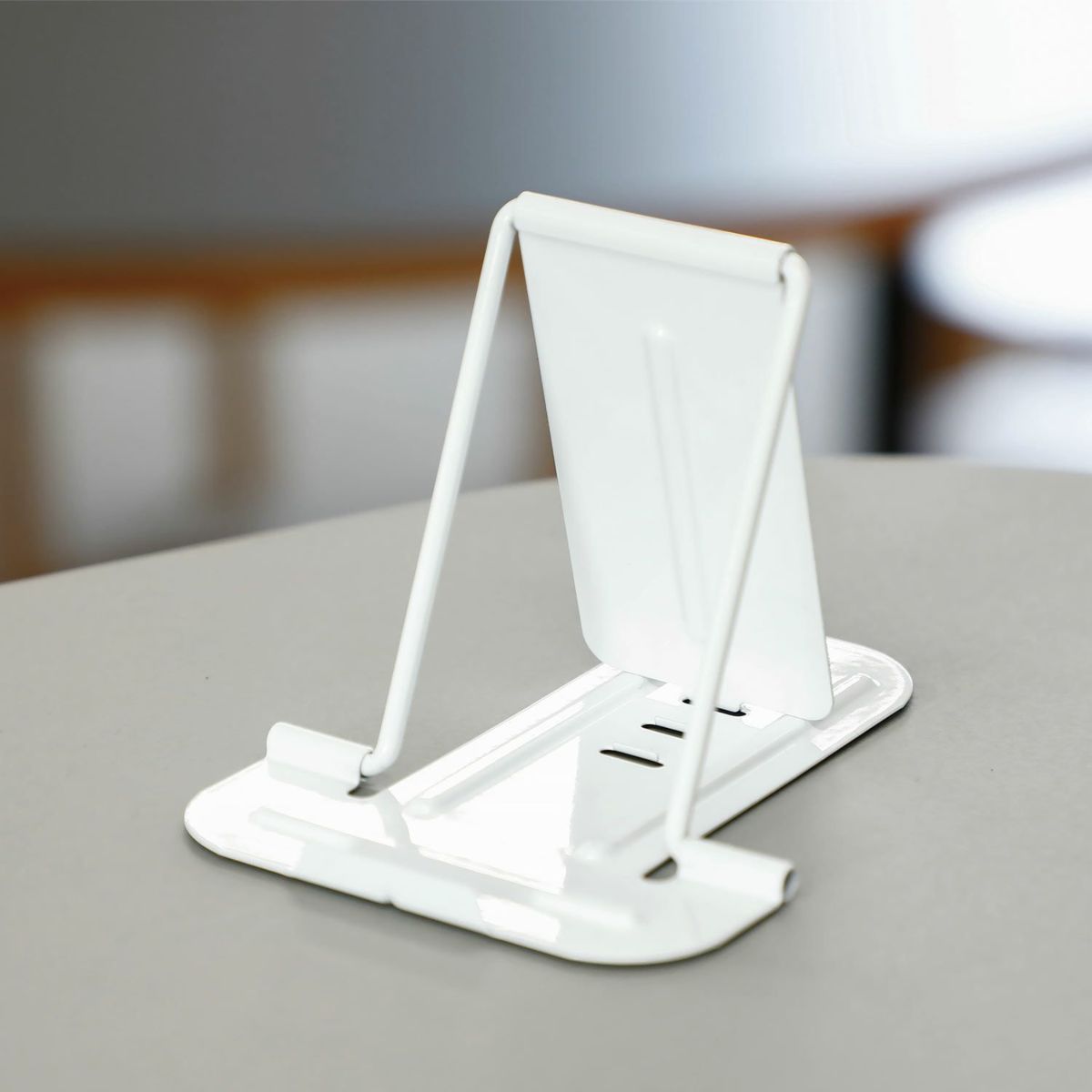 Hightide Metal Gadget Stand