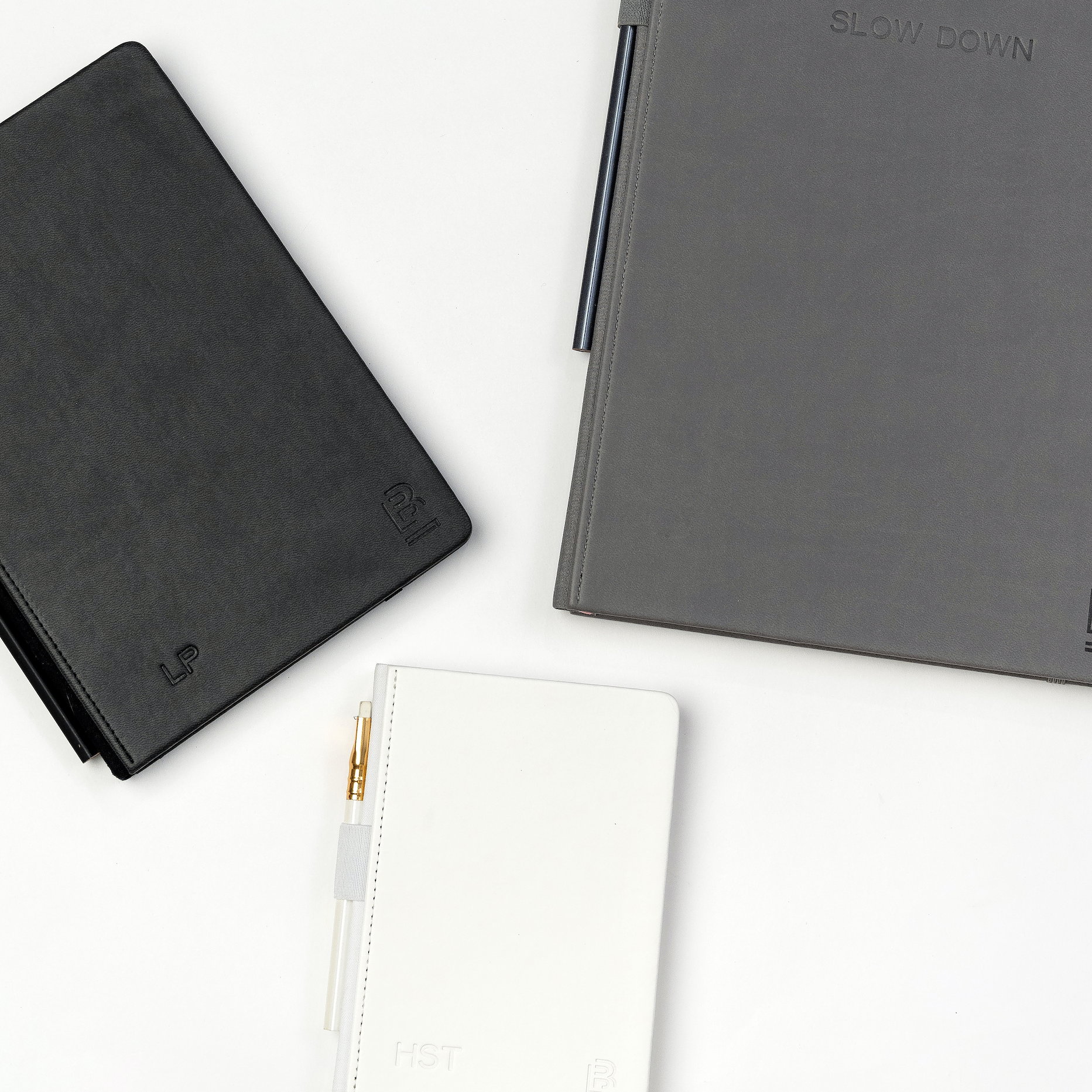 Blackwing Slate A4 Notebook + Pencil - Black