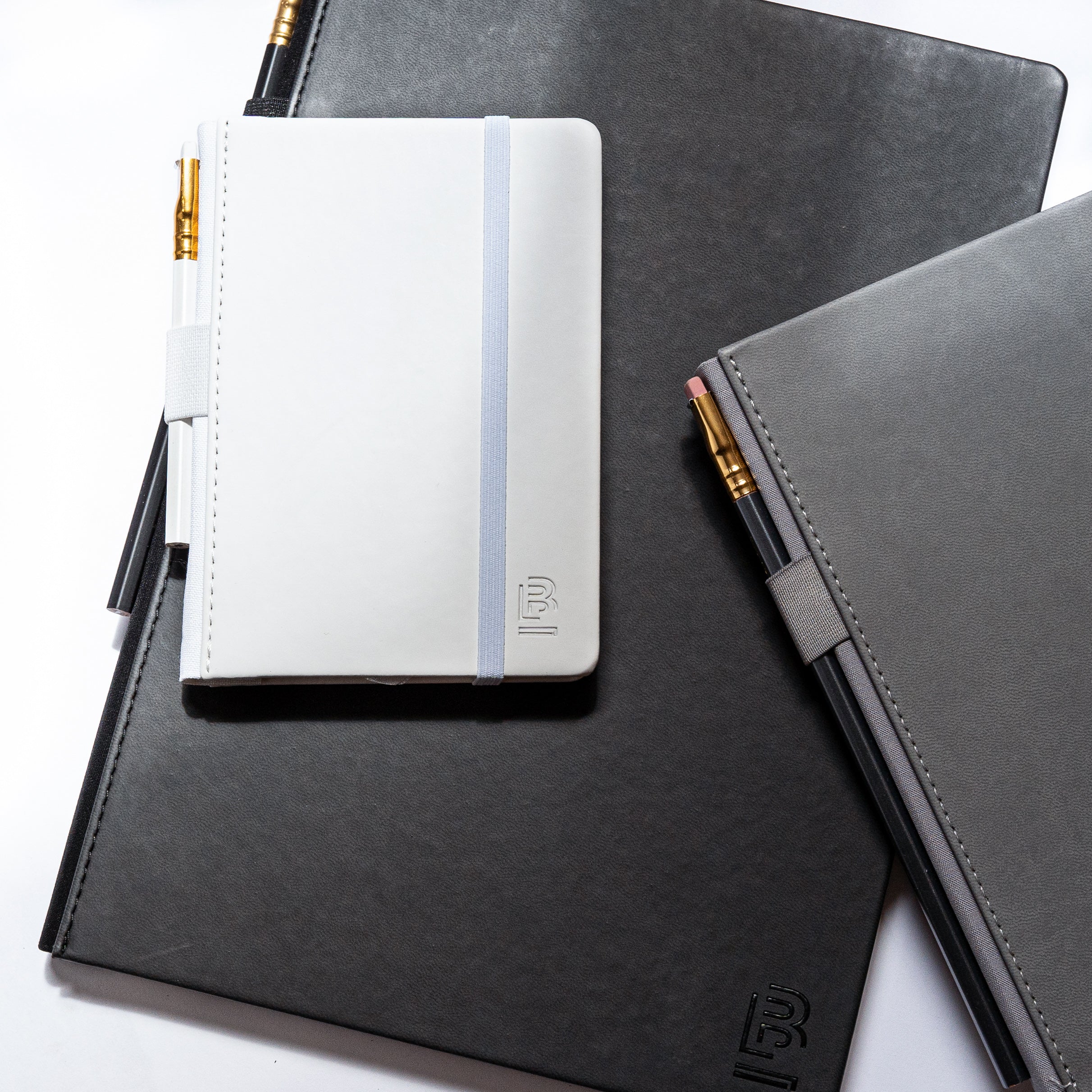 Blackwing Slate A4 Notebook + Pencil - White