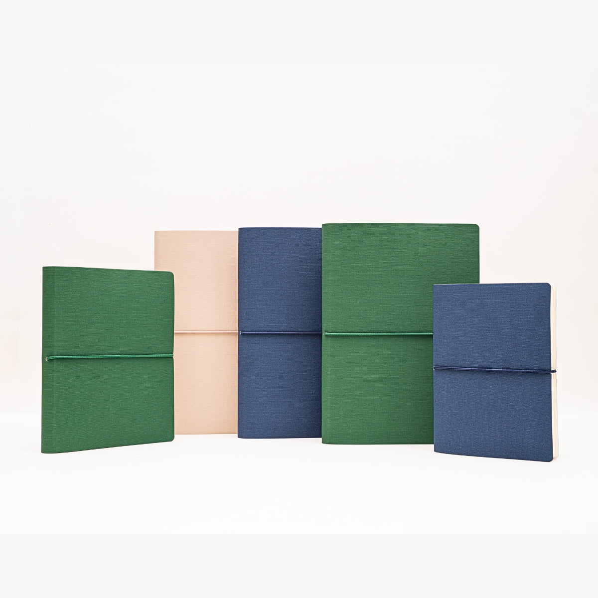 Ciak 2027 CANVAS Daily Planner — 3 sizes