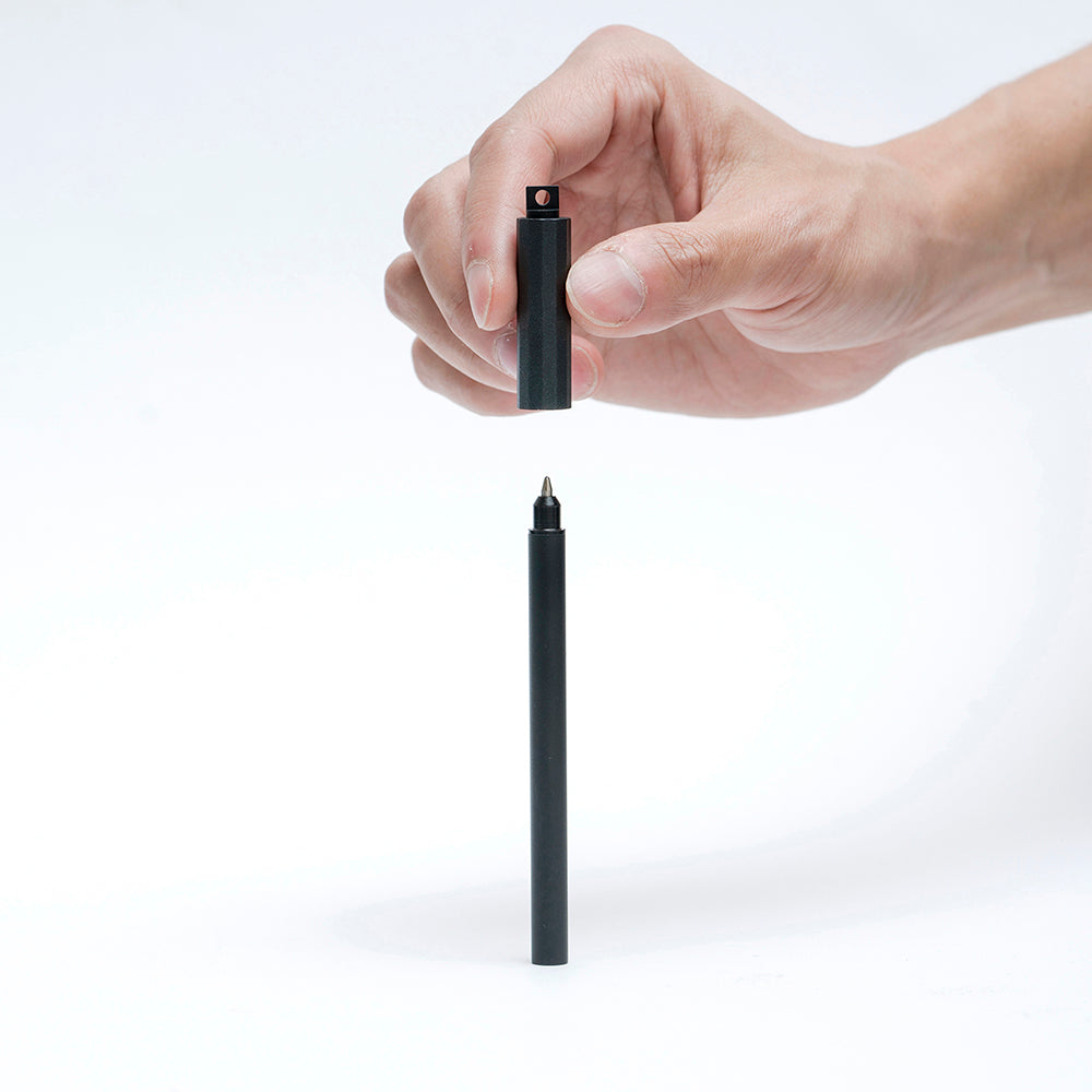 HMM Magnetic Pen – Black