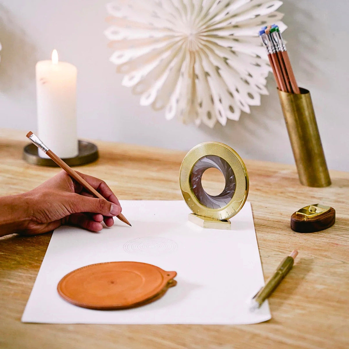 Makers Cabinet Iris Precision Circle Drawing Tool
