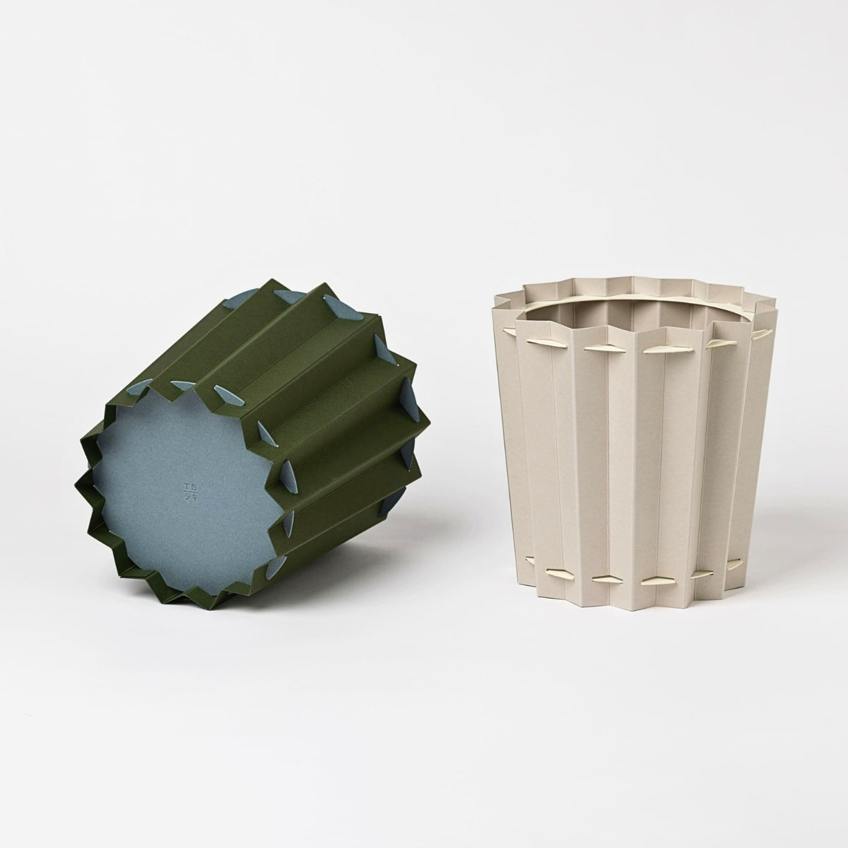Sikigu Zigzag Paper Storage Bin
