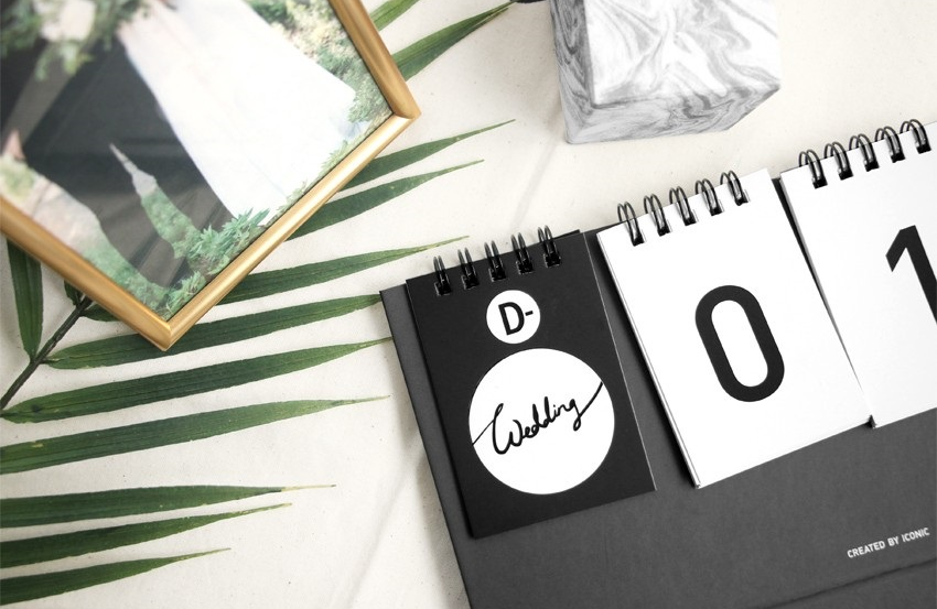 Iconic D-Day Calendar