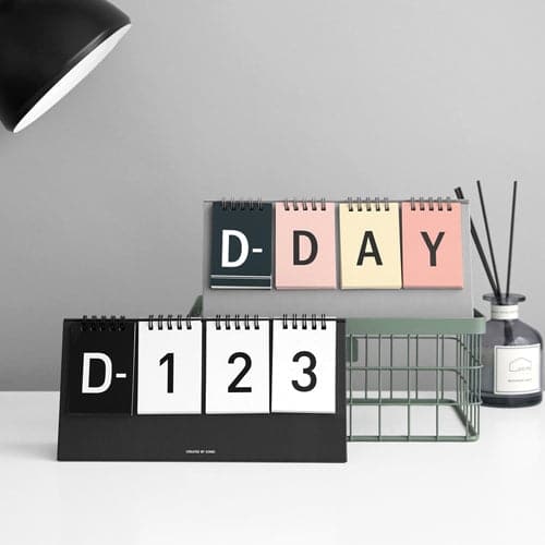 Iconic D-Day Calendar