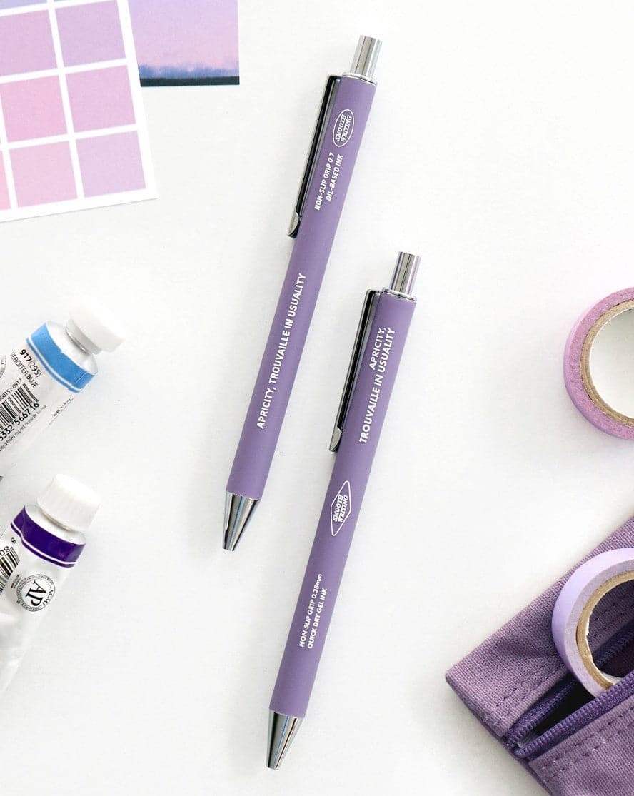 Iconic Non-Slip Smooth Pen - Gel Ink