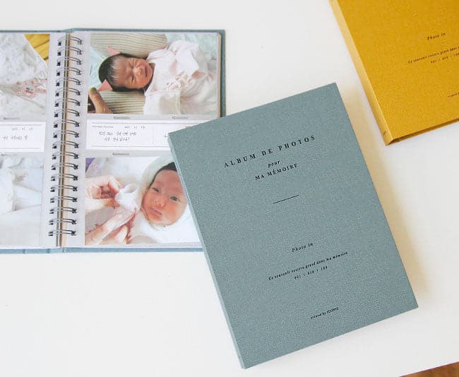 Iconic Photo Album (4x6)