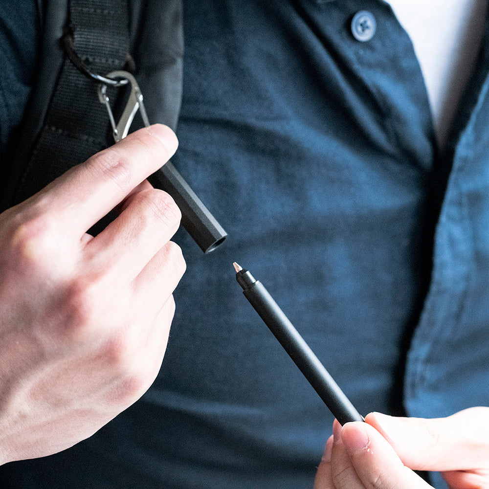 HMM Magnetic Pen – Black