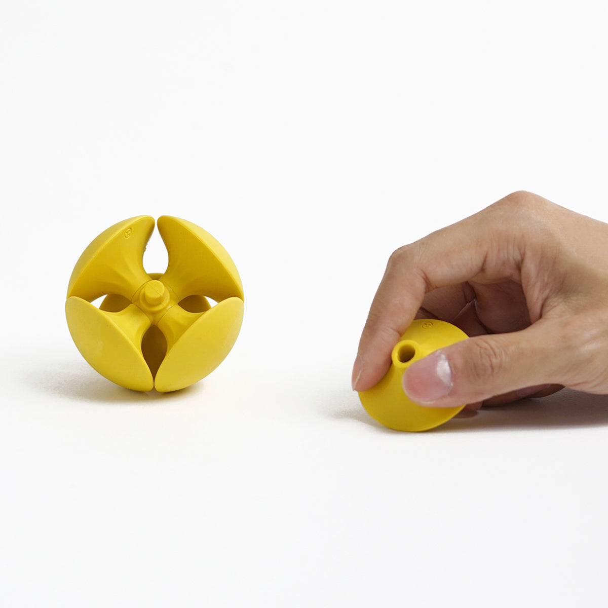 HMM Playful Eraser Ball [Grey, Yellow, Pink]