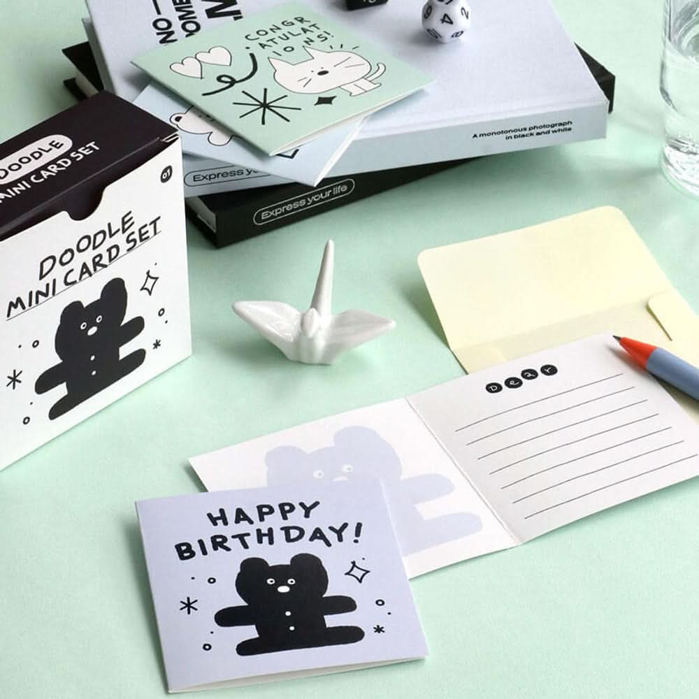 Iconic Doodle Mini Card Set – 24 Cute Mini Note Cards