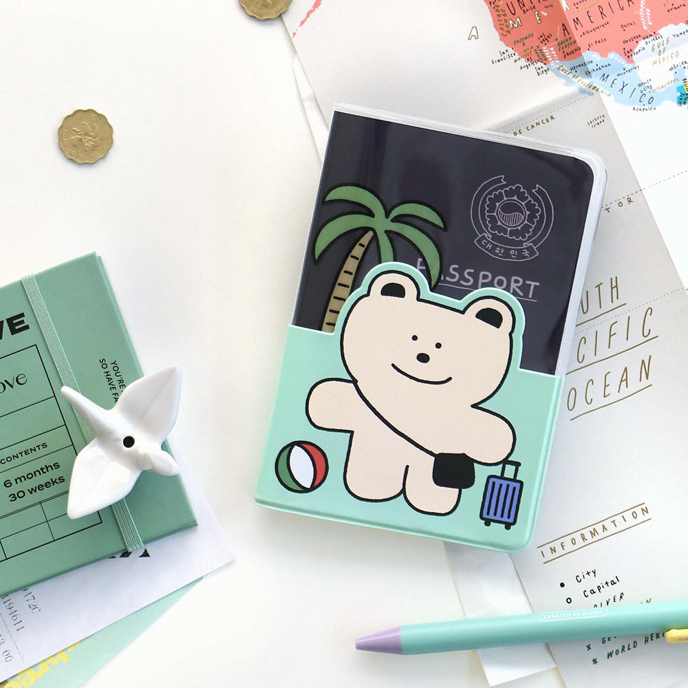 Iconic Doodle Compact Passport Case