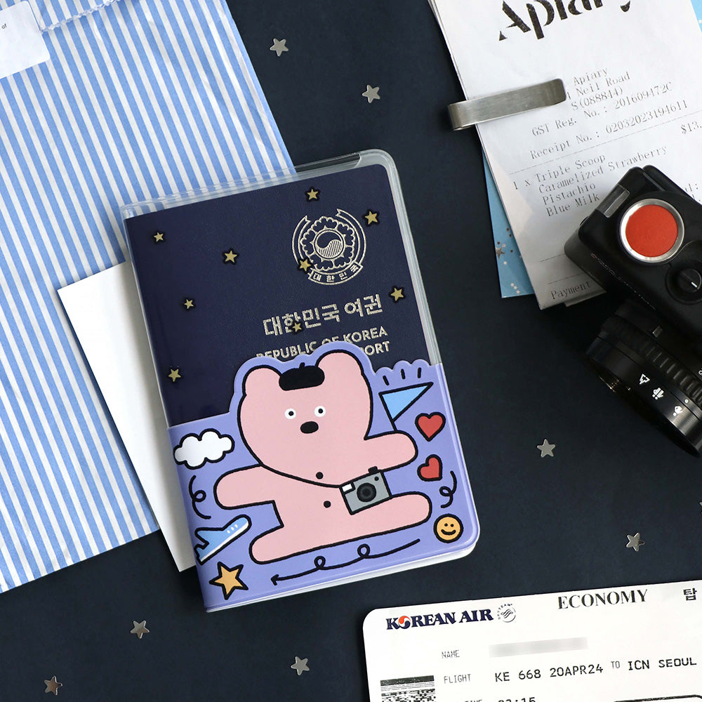 Iconic Doodle Compact Passport Case