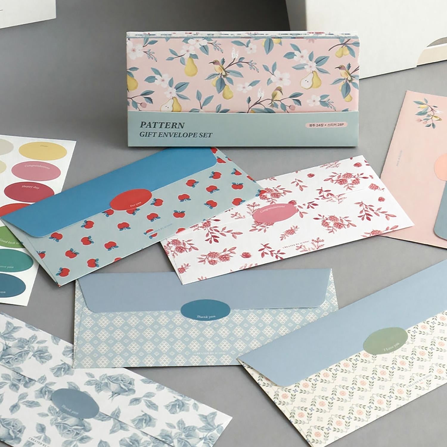 Iconic Pattern Envelope Set