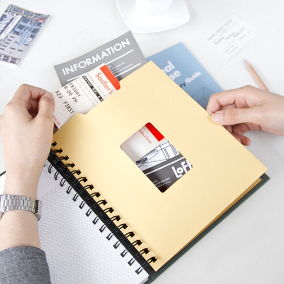 Iconic Ticket In Memory Album Ver.4