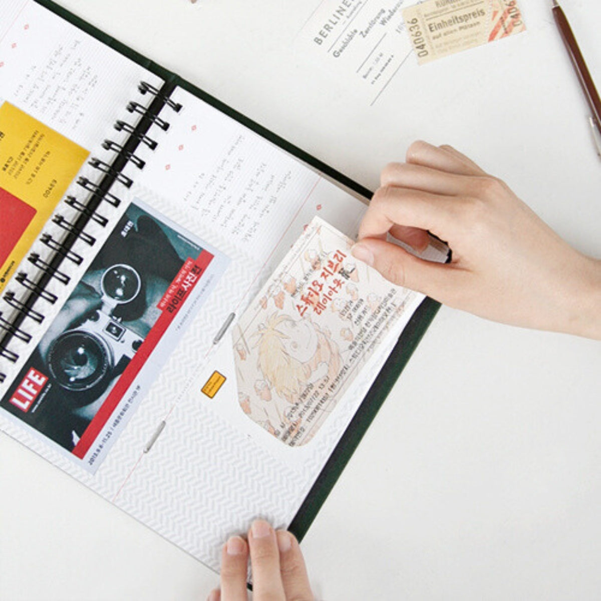 Iconic Ticket In Memory Album Ver.4