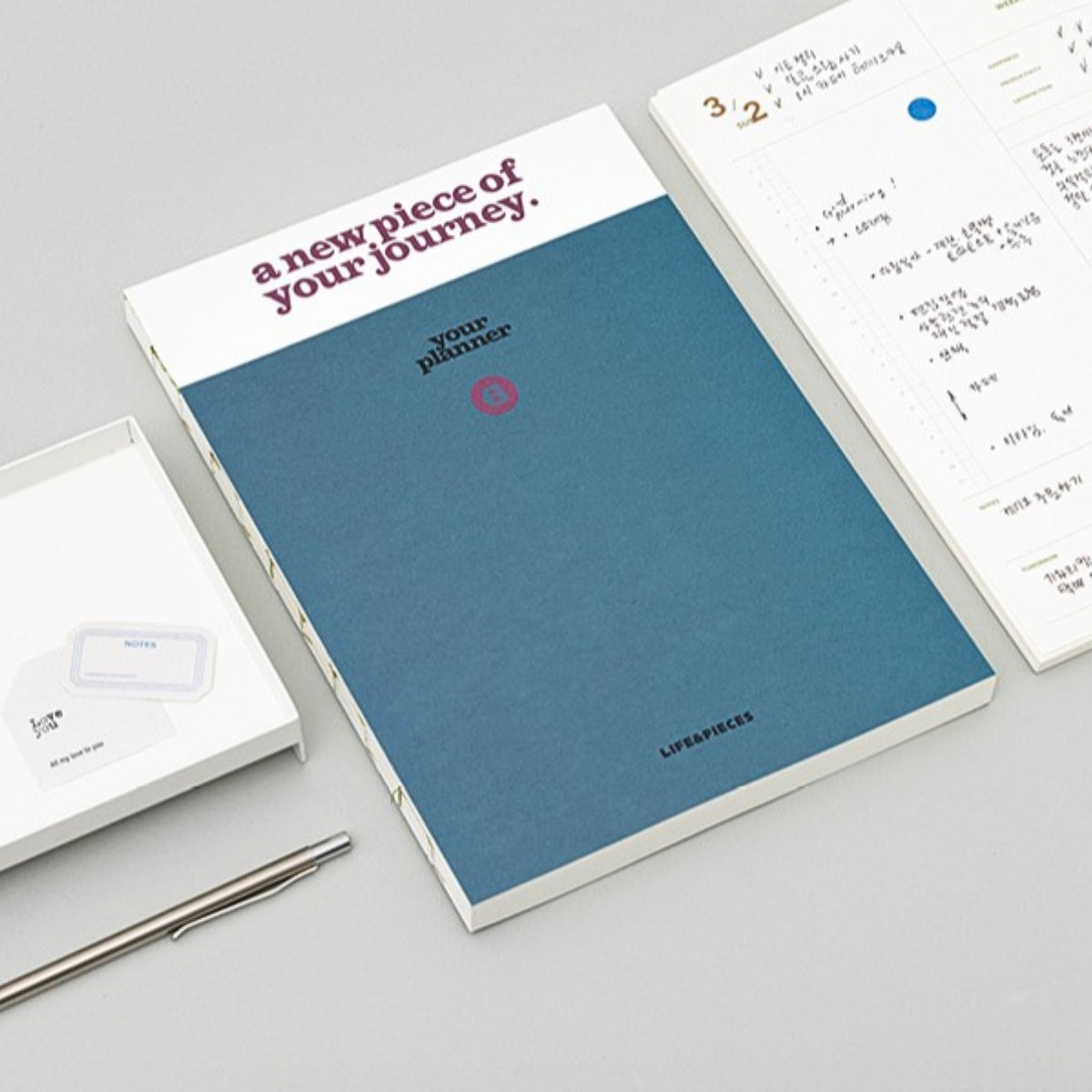 Livework LIFE & PIECES Your Planner Ver.3 [Large]