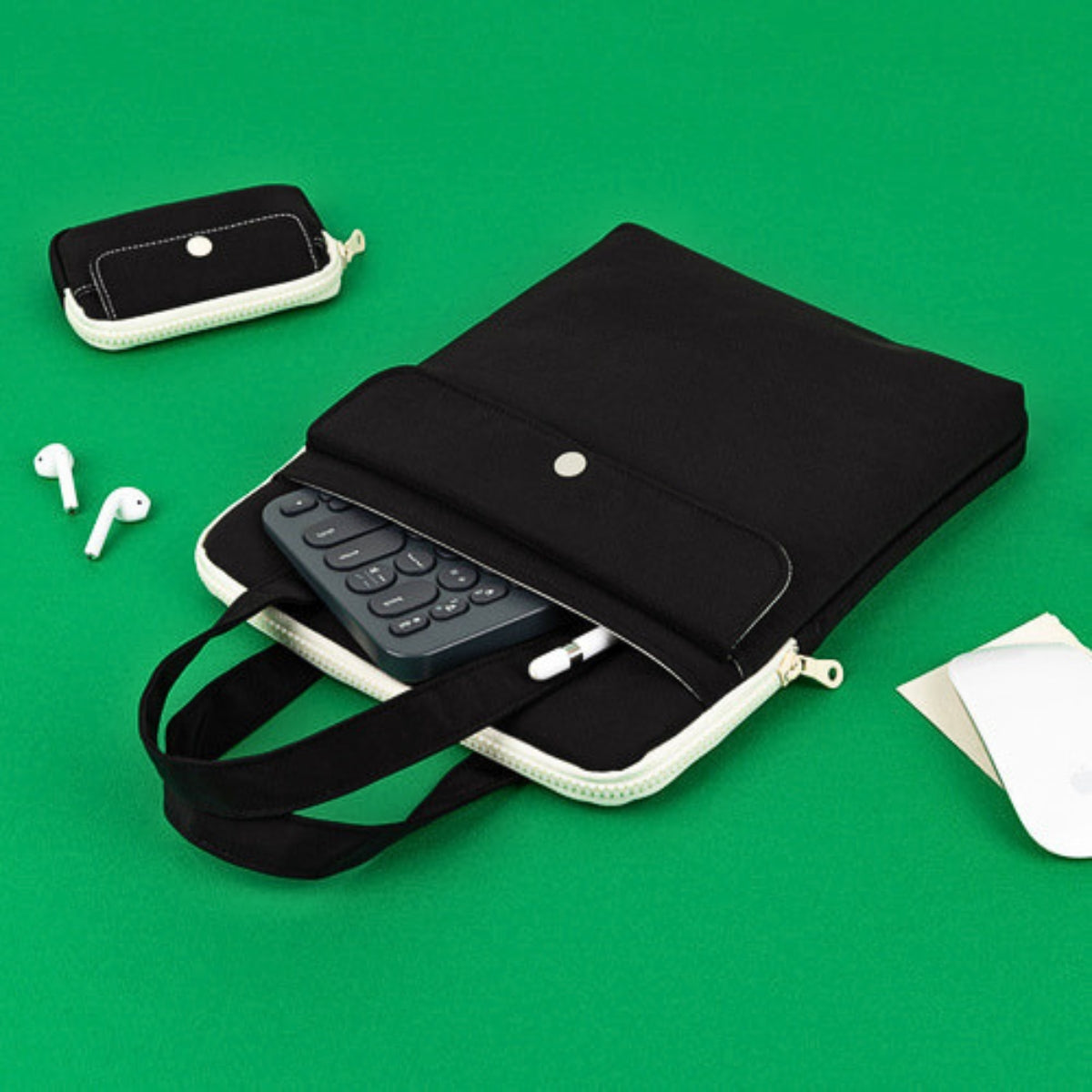 Livework Come Come Here Handy Tablet Bag