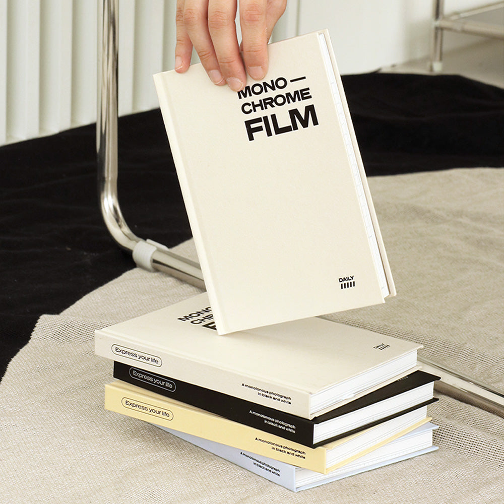 Iconic Monochrome Undated Planner [12 Months]