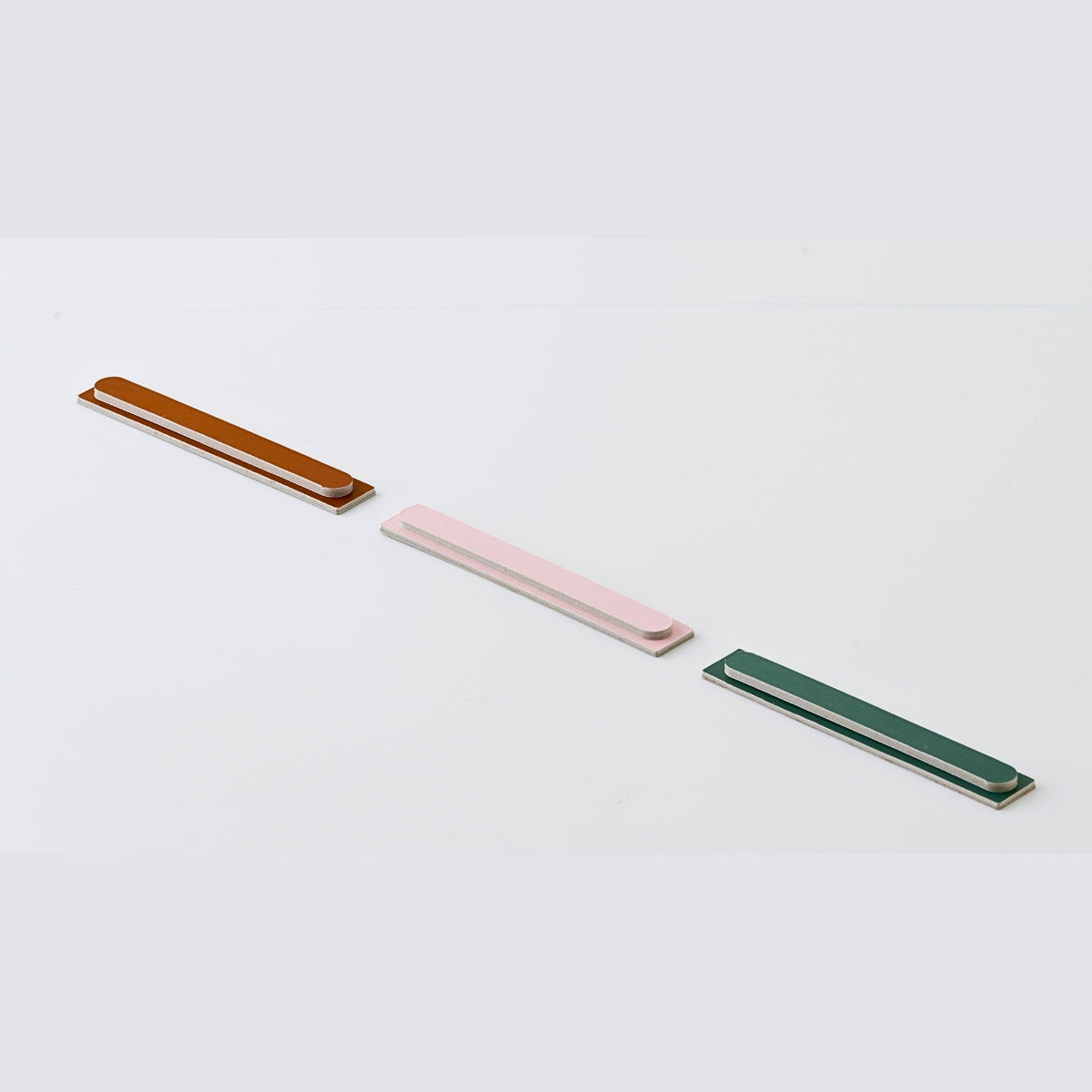 Sikigu Picture Bar – Lightweight Magnetic Paper Photo Holder
