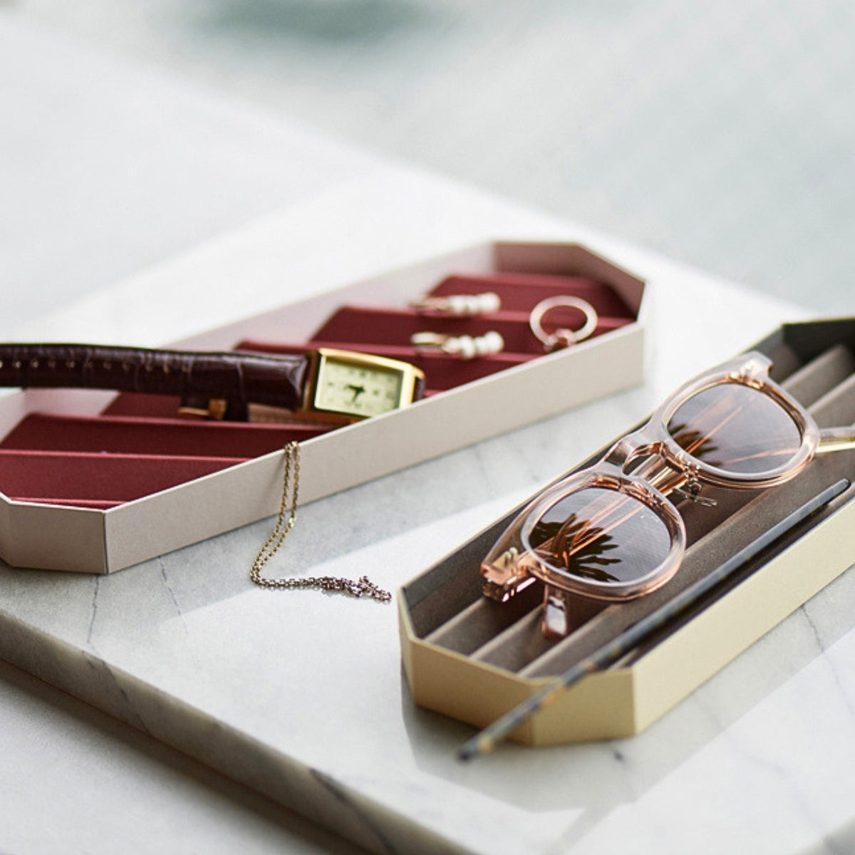 Sikigu Pleats Tray [Oblique, Straight]
