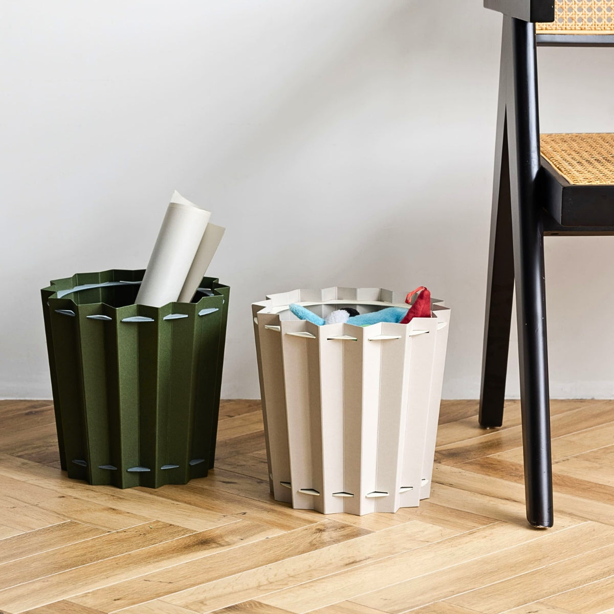 Sikigu Zigzag Paper Storage Bin